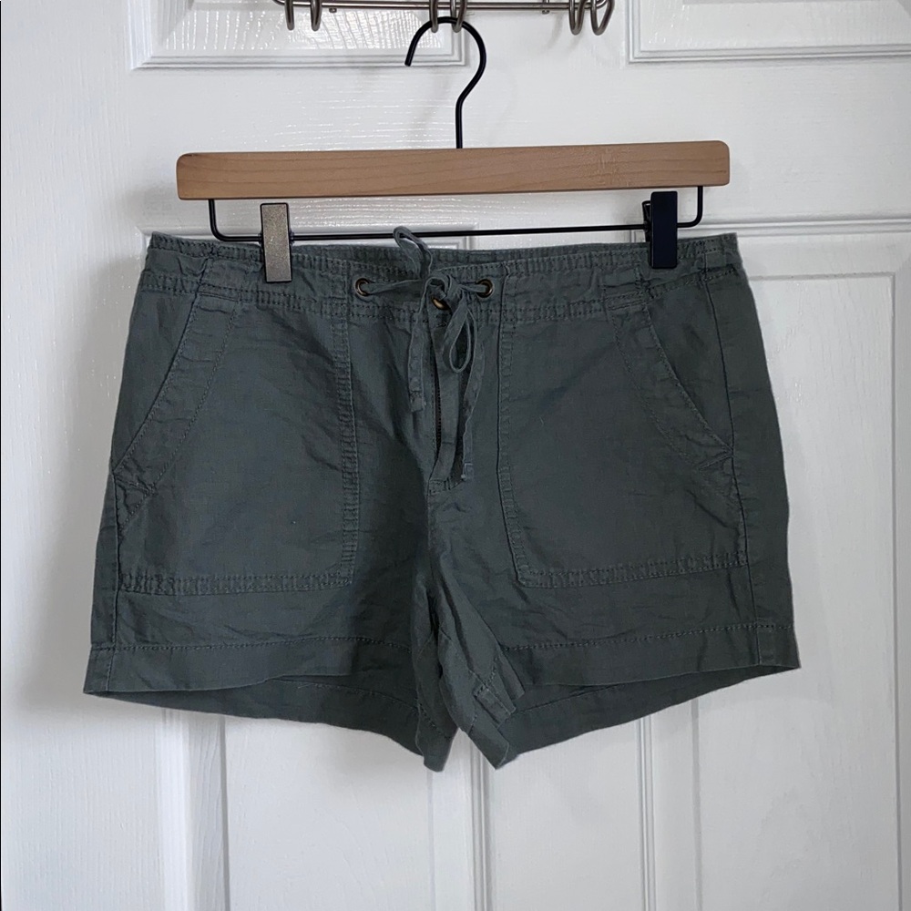 GAP linen tie waist shorts